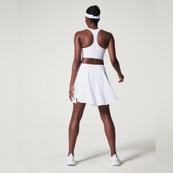 🌻SPANX The Get Moving Skort, 17" - White - Picture 2 of 5